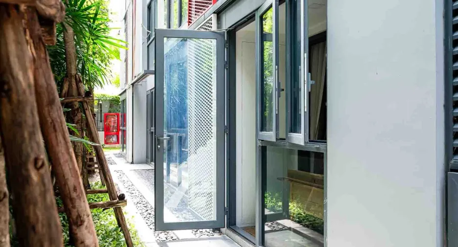 For sale and for rent 1 bed condo in Watthana, Bangkok