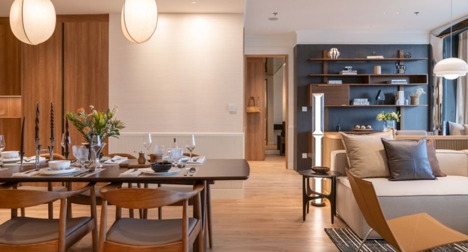 For sale 3 bedrooms condo in Khlong Toei, Bangkok