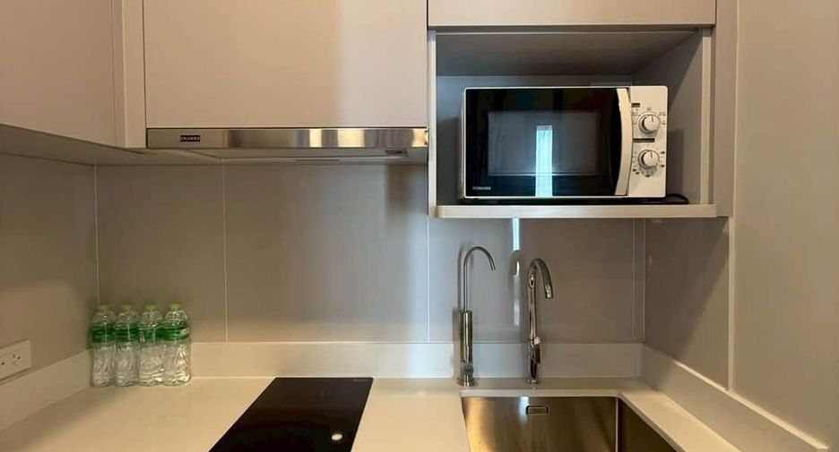 Condo en alquiler de 2 habitaciones en Bang Phli, Samut Prakan