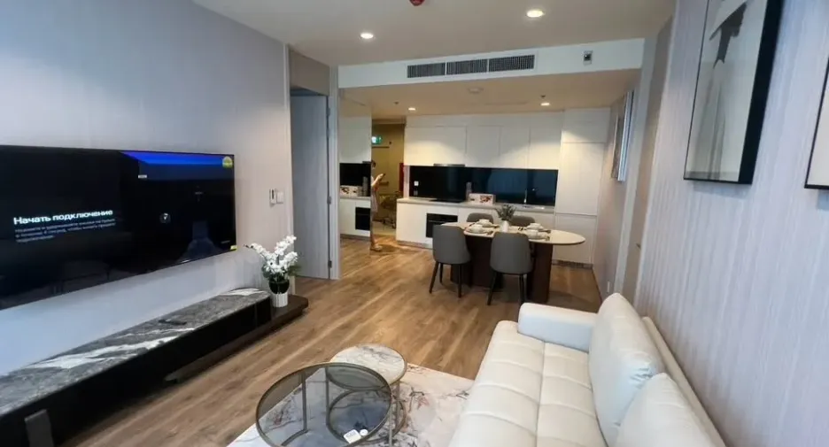 À louer 2 chambres condo à Watthana, Bangkok