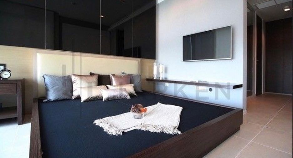 Продажа 2 спальни кондо в Сатхон, Бангкок