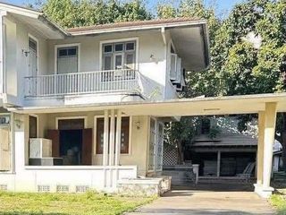For rent 3 bedrooms house in Phaya Thai, Bangkok