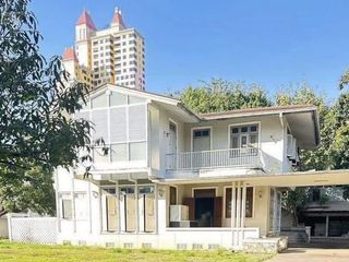 For rent 3 bedrooms house in Phaya Thai, Bangkok