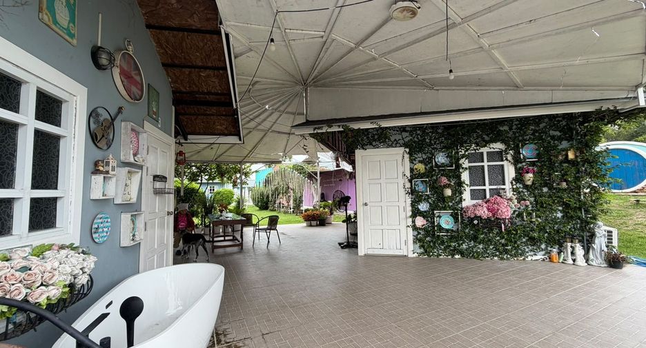 For rent 10 bedrooms hotel in Cha Am, Phetchaburi