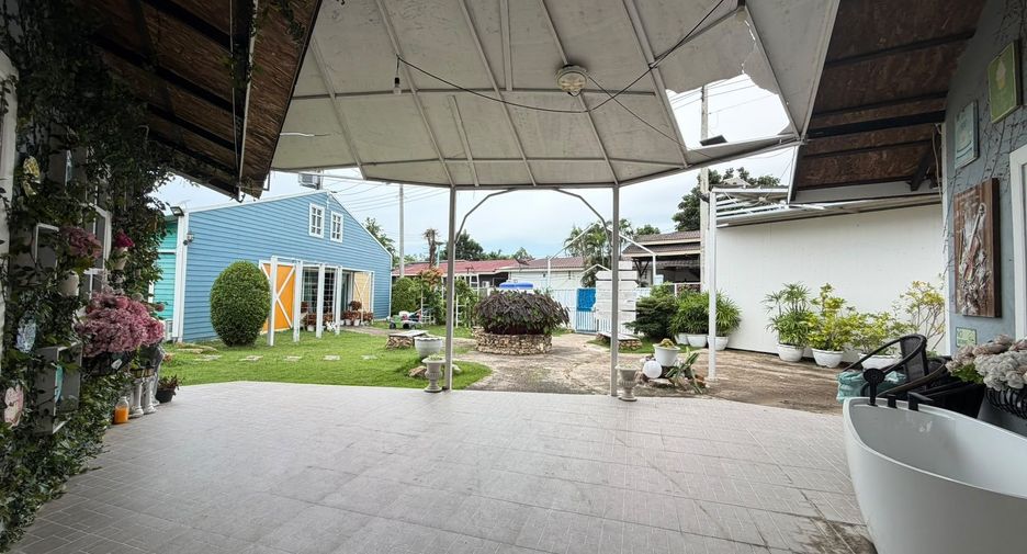 For rent 10 bedrooms hotel in Cha Am, Phetchaburi
