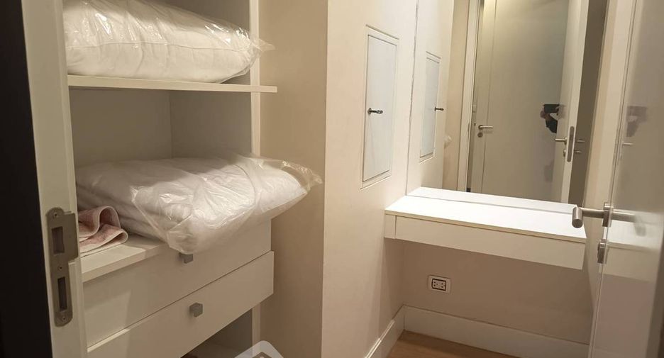 For rent 2 bedrooms condo in Chatuchak, Bangkok