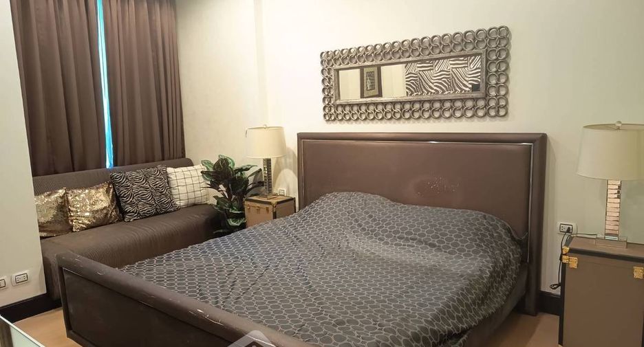 For rent 2 bedrooms condo in Chatuchak, Bangkok