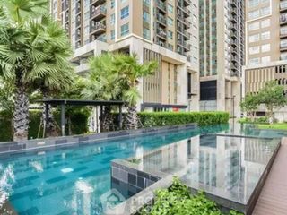 For sale 2 ベッドルーム condo in Yan Nawa, Bangkok