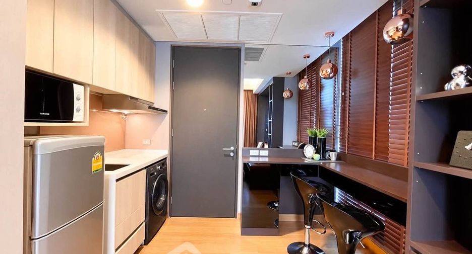 For rent 1 bed condo in Khlong Toei, Bangkok
