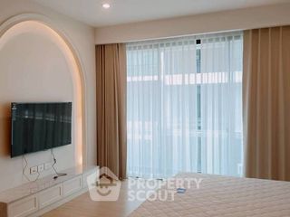 Reihenhaus zur Miete und zum Kauf mit 3 Zimmer in Saphan Sung, Bangkok
