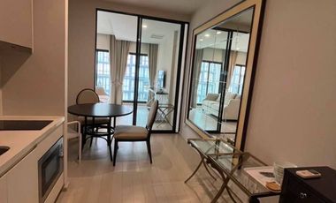 For rent and for sale 1 bed condo in Pathum Wan, Bangkok