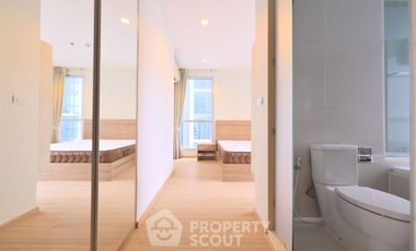For sale 2 bedrooms condo in Huai Khwang, Bangkok