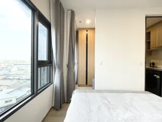 À louer studio condo à Khlong Toei, Bangkok
