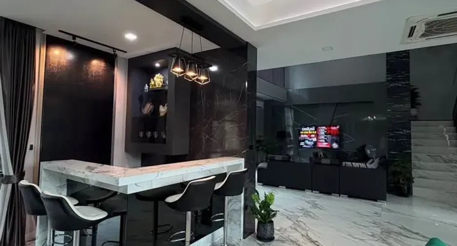 Villa zur Miete mit 3 Zimmer in Bang Lamung, Chonburi