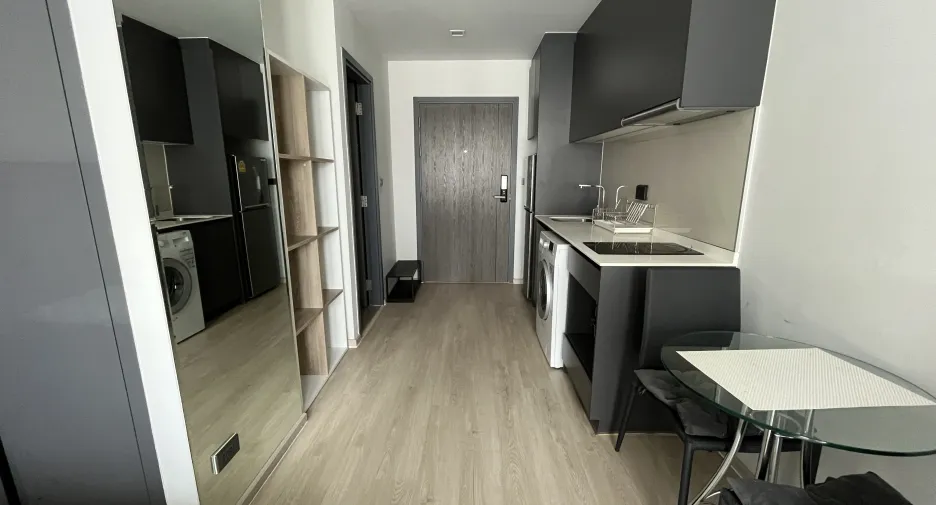 Condo en venta de estudio en Khlong Toei, Bangkok