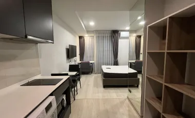 Condo en venta de estudio en Khlong Toei, Bangkok