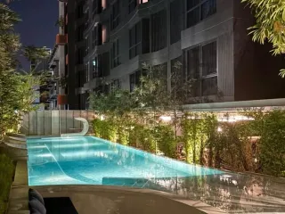 À louer studio condo à Phra Khanong, Bangkok