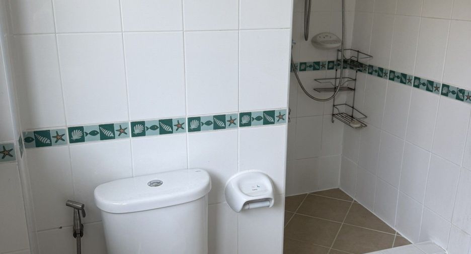 Casa en venta de 3 habitaciones en San Kamphaeng, Chiang Mai