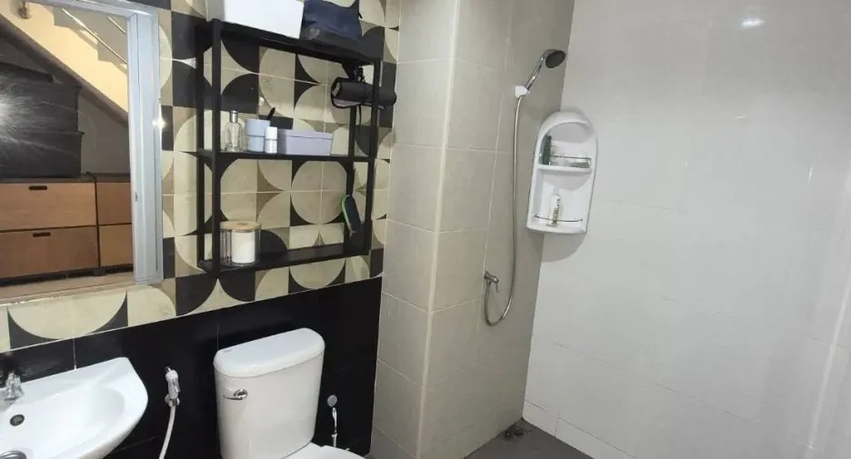 Reihenhaus zum Kauf und zur Miete mit 3 Zimmer in Hua Hin, Prachuap Khiri Khan