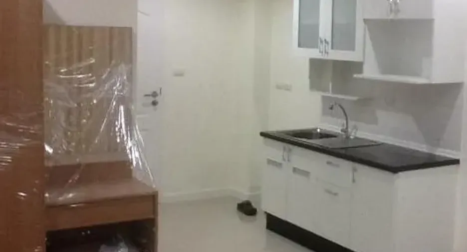 For sale スタジオ condo in Mueang Samut Prakan, Samut Prakan