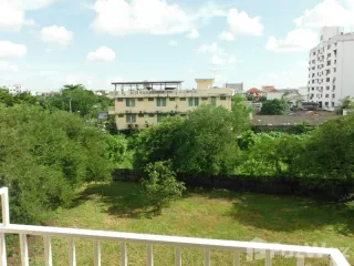 For sale スタジオ condo in Mueang Samut Prakan, Samut Prakan