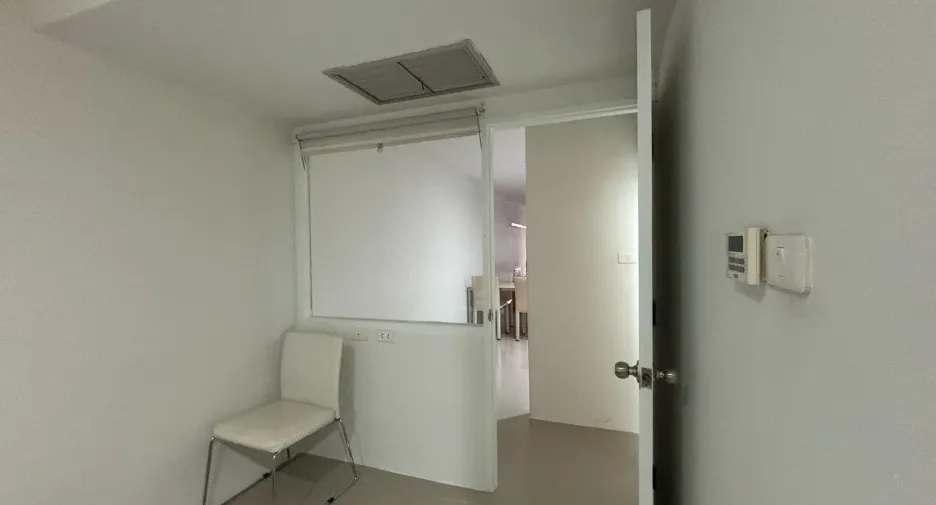 Condo en alquiler de 2 habitaciones en Khlong Toei, Bangkok