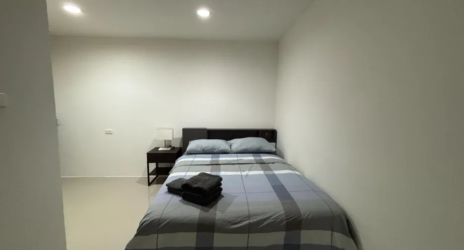 Condo en alquiler de 2 habitaciones en Khlong Toei, Bangkok