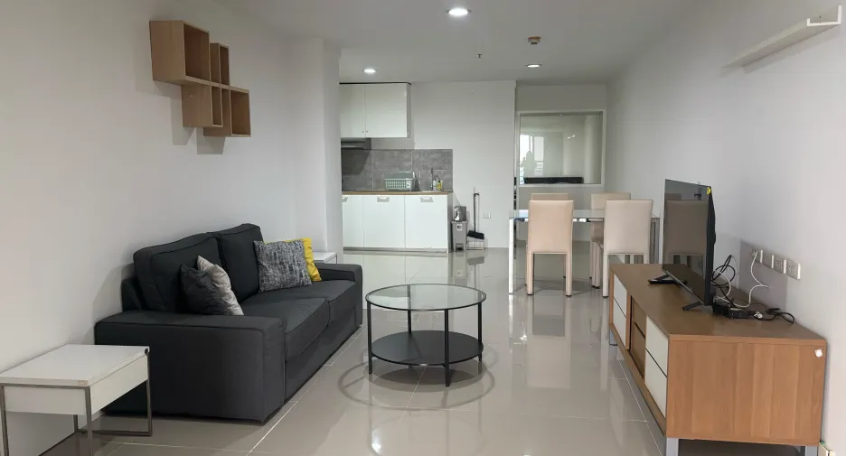 Condo en alquiler de 2 habitaciones en Khlong Toei, Bangkok