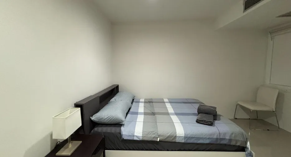 Condo en alquiler de 2 habitaciones en Khlong Toei, Bangkok