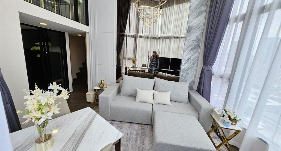 Wohnung zur Miete mit 2 Zimmer in Bang Rak, Bangkok