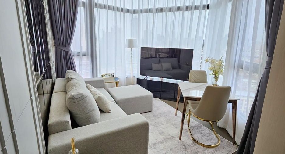 Wohnung zur Miete mit 2 Zimmer in Bang Rak, Bangkok