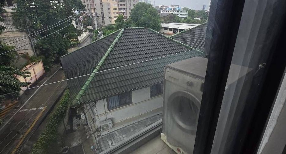 À louer 1 chambre condo à Yan Nawa, Bangkok