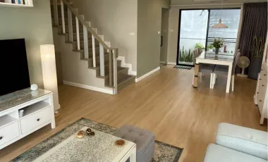 Casa en venta de 4 habitaciones en Saraphi, Chiang Mai