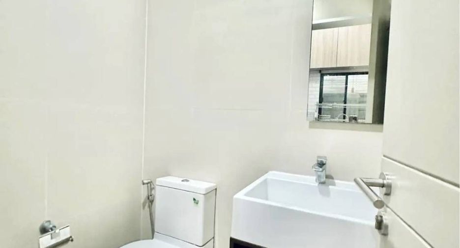 For rent 3 bedrooms house in Suan Luang, Bangkok