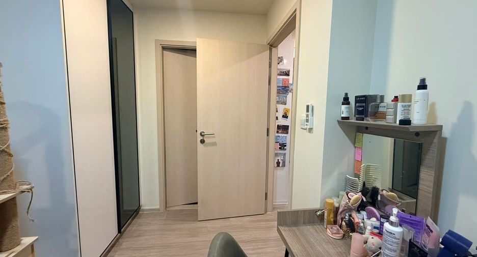 Wohnung zur Miete mit 1 Zimmer in Huai Khwang, Bangkok