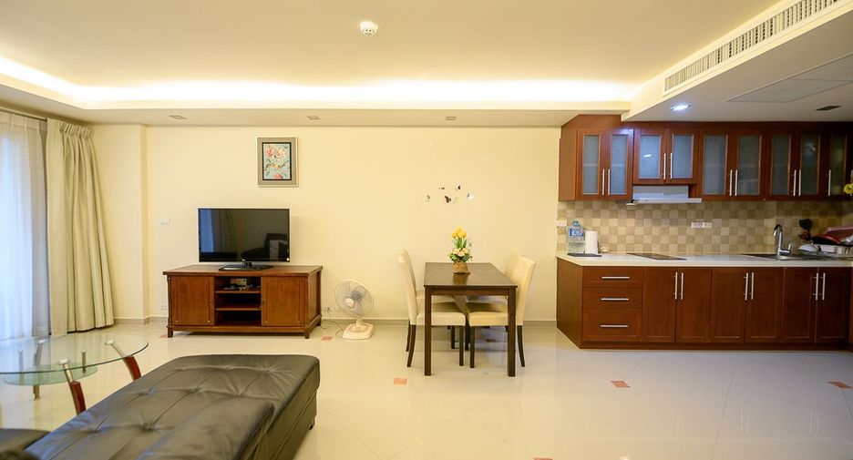For rent 2 bedrooms condo in Bang Lamung, Chonburi