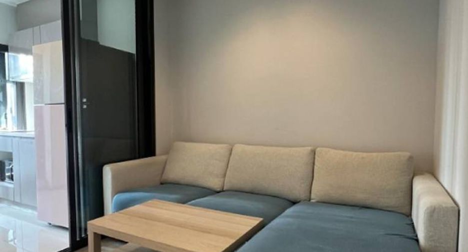 For sale 1 bed condo in Huai Khwang, Bangkok