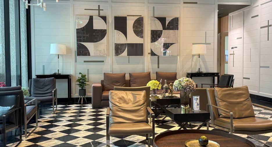 For sale 2 bedrooms condo in Watthana, Bangkok
