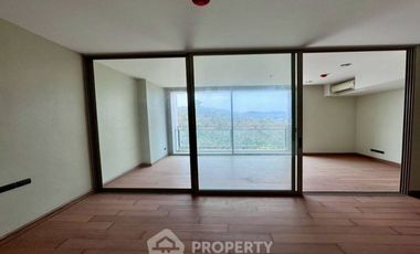 For sale 1 bed condo in Si Racha, Chonburi