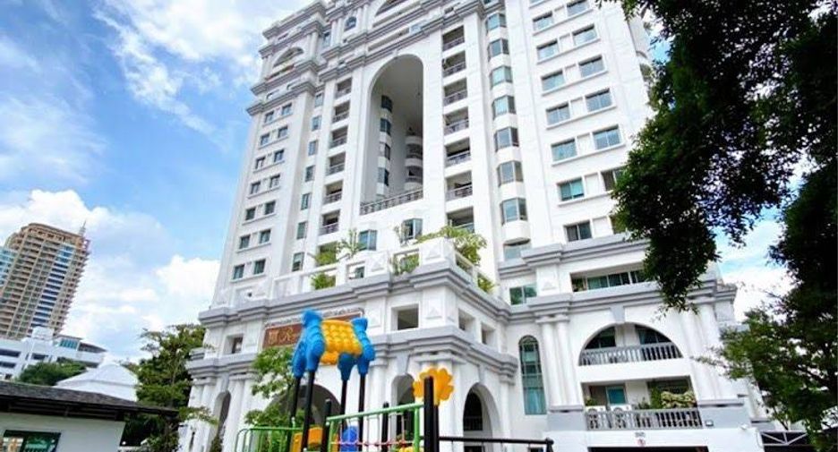 For rent 5 bedrooms condo in Watthana, Bangkok