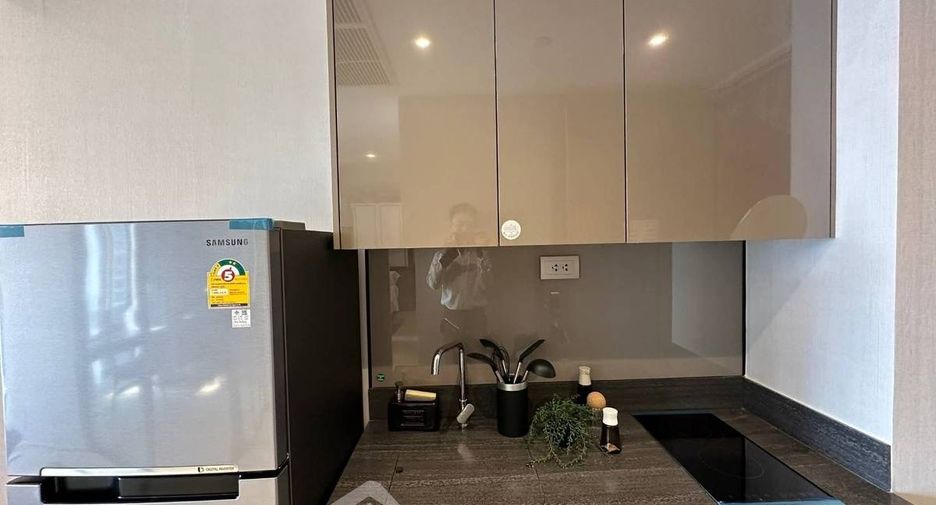 À louer 1 chambre condo à Huai Khwang, Bangkok