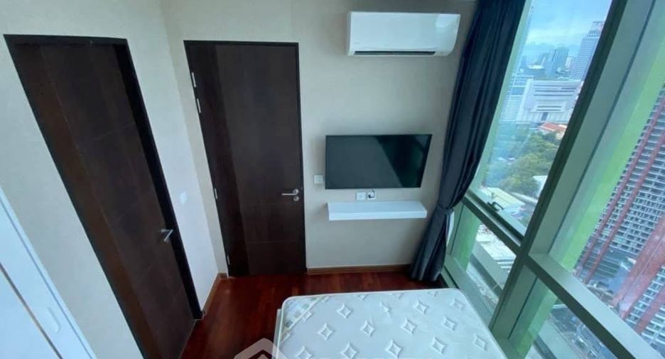 For rent 1 bed condo in Pathum Wan, Bangkok