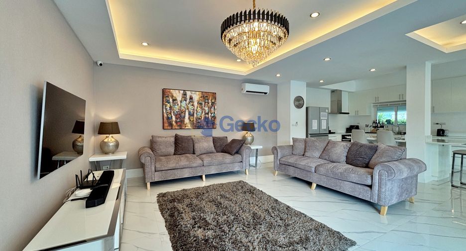 Haus zum Kauf mit 8 Zimmer in Bang Lamung, Chonburi
