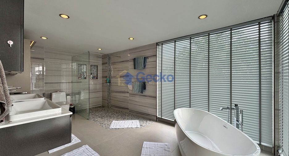 Haus zum Kauf mit 8 Zimmer in Bang Lamung, Chonburi