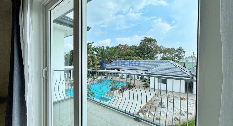 Haus zum Kauf mit 8 Zimmer in Bang Lamung, Chonburi