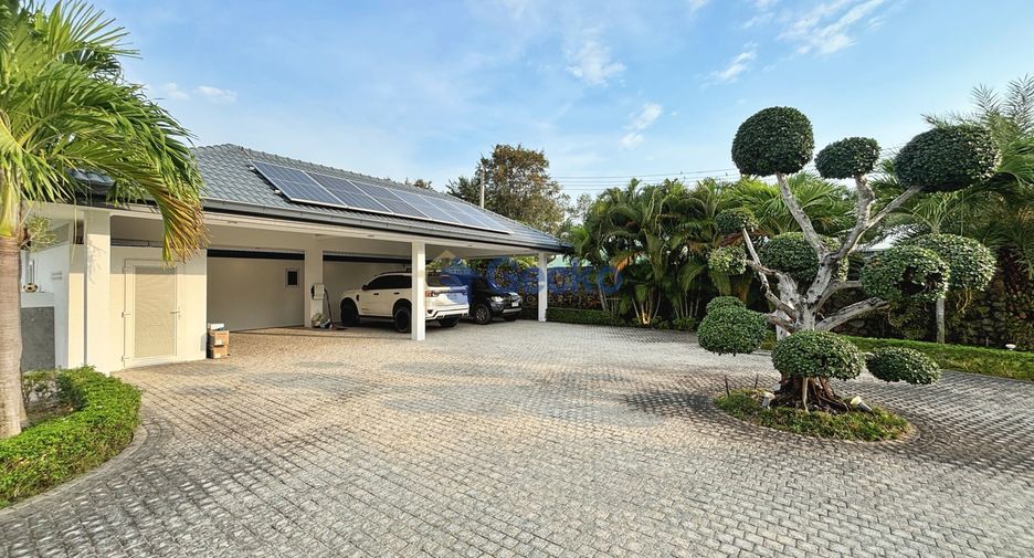 Haus zum Kauf mit 8 Zimmer in Bang Lamung, Chonburi