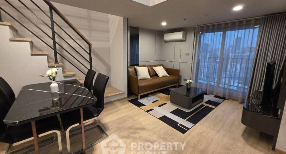 For rent 2 bedrooms condo in Bang Rak, Bangkok