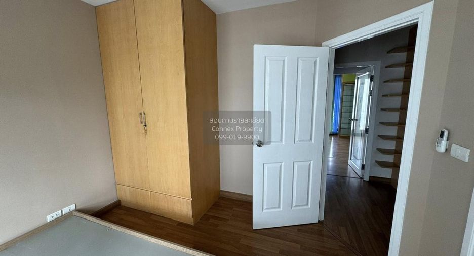 Reihenhaus zur Miete mit 3 Zimmer in Wang Thonglang, Bangkok