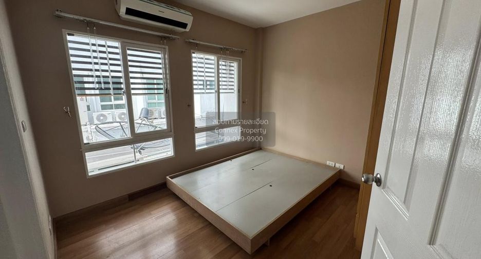 Reihenhaus zur Miete mit 3 Zimmer in Wang Thonglang, Bangkok