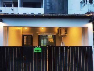 For rent 2 bedrooms townhouse in Don Mueang, Bangkok